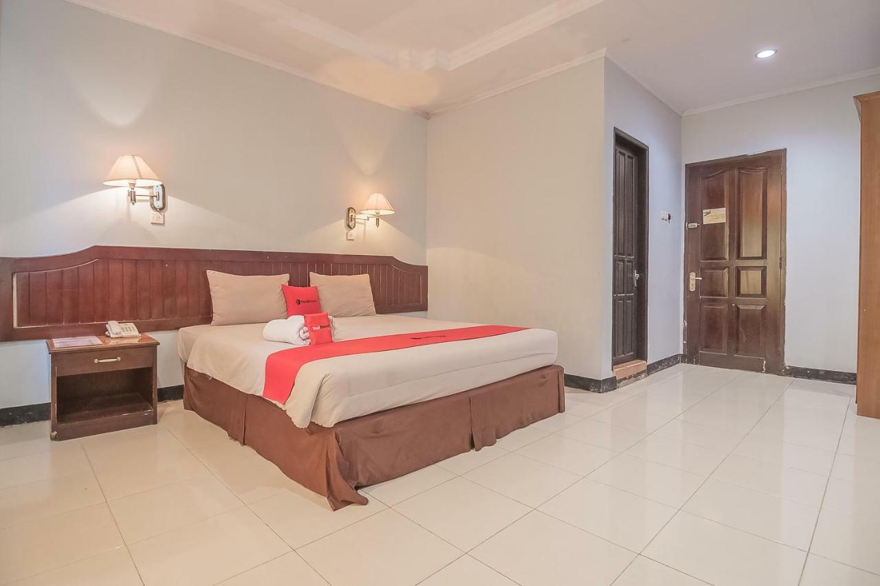 Reddoorz Syariah At Grand Taufiq Tarakan Buitenkant foto