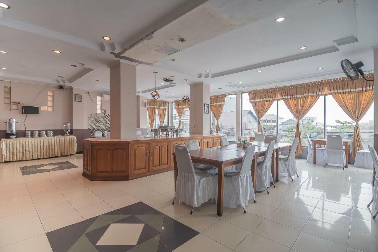 Reddoorz Syariah At Grand Taufiq Tarakan Buitenkant foto