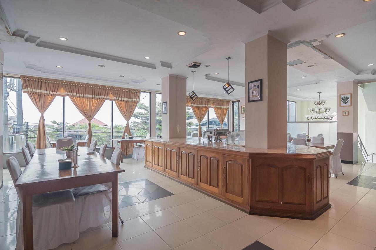 Reddoorz Syariah At Grand Taufiq Tarakan Buitenkant foto